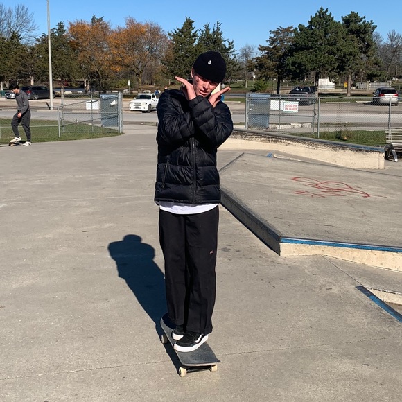 Meet your Posher, Sabastian - Picture 1 of 1